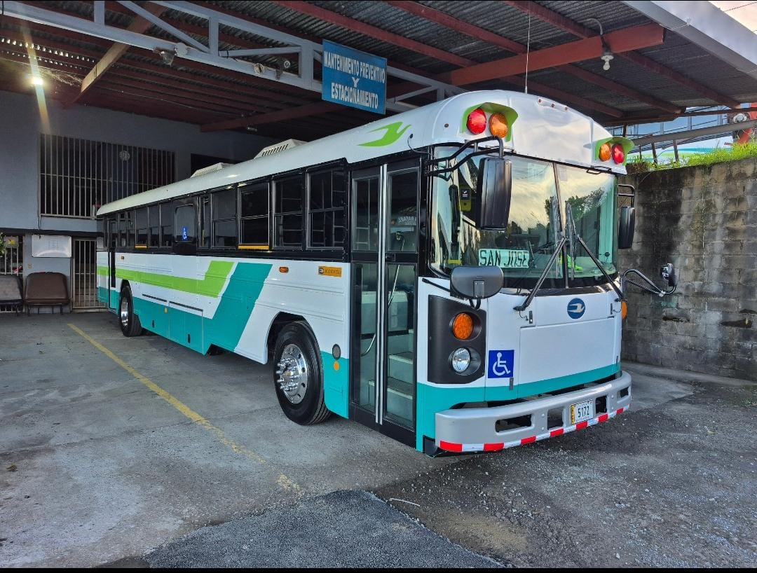 Autobús HB-5172